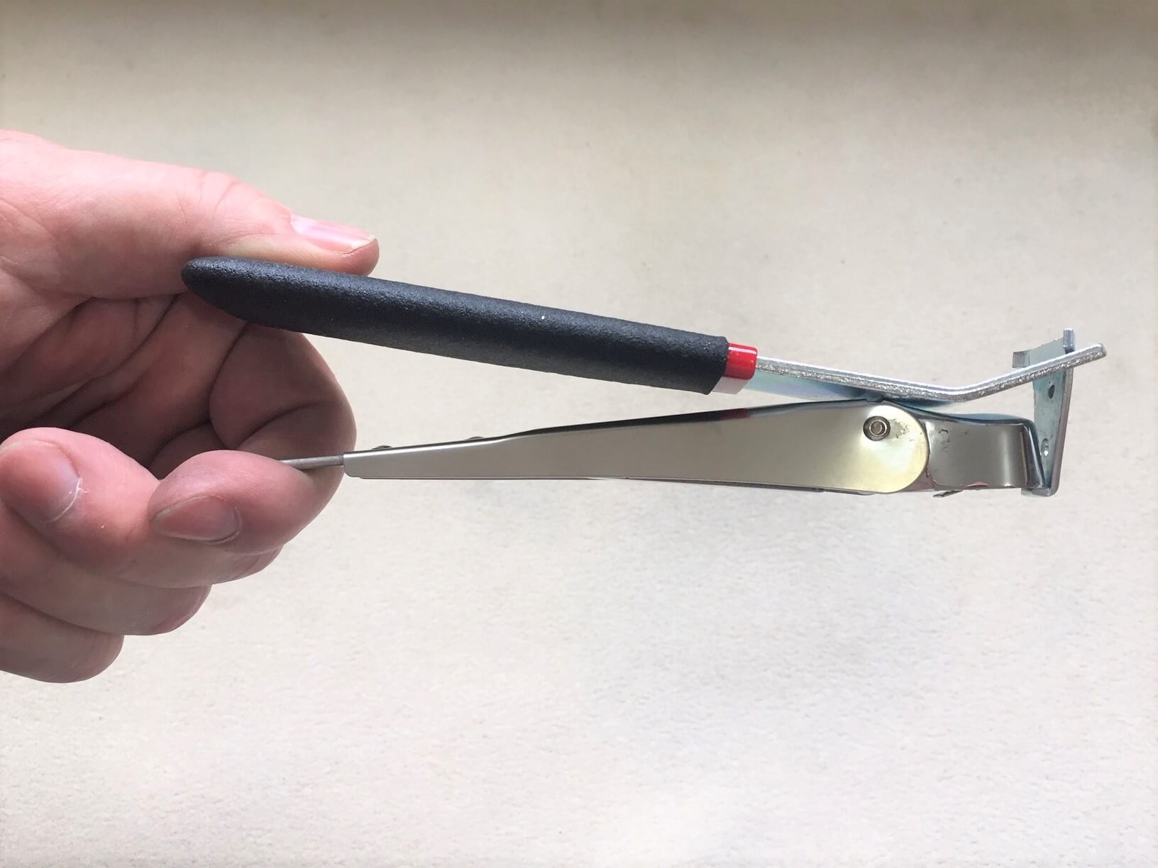 Wiper Arm Removal & Install Tool - RainGear Wiper
